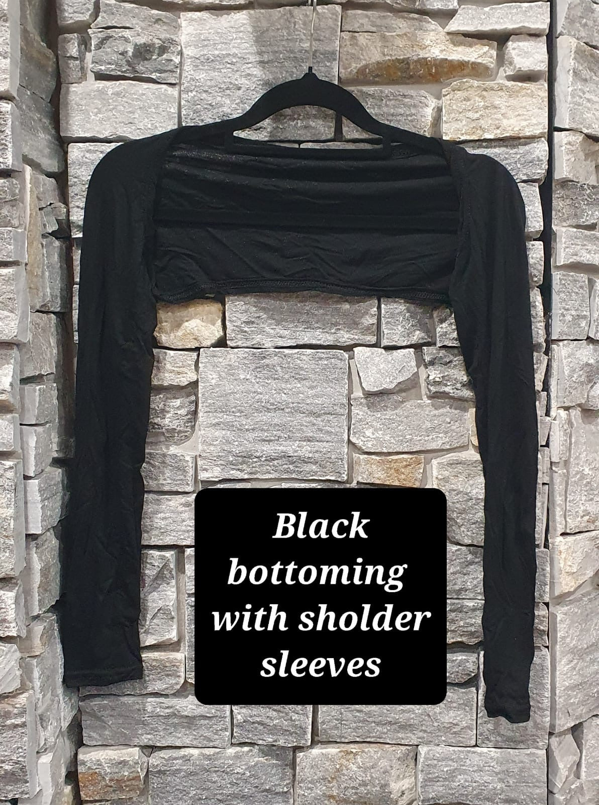 Bottoming with shoulder sleeves