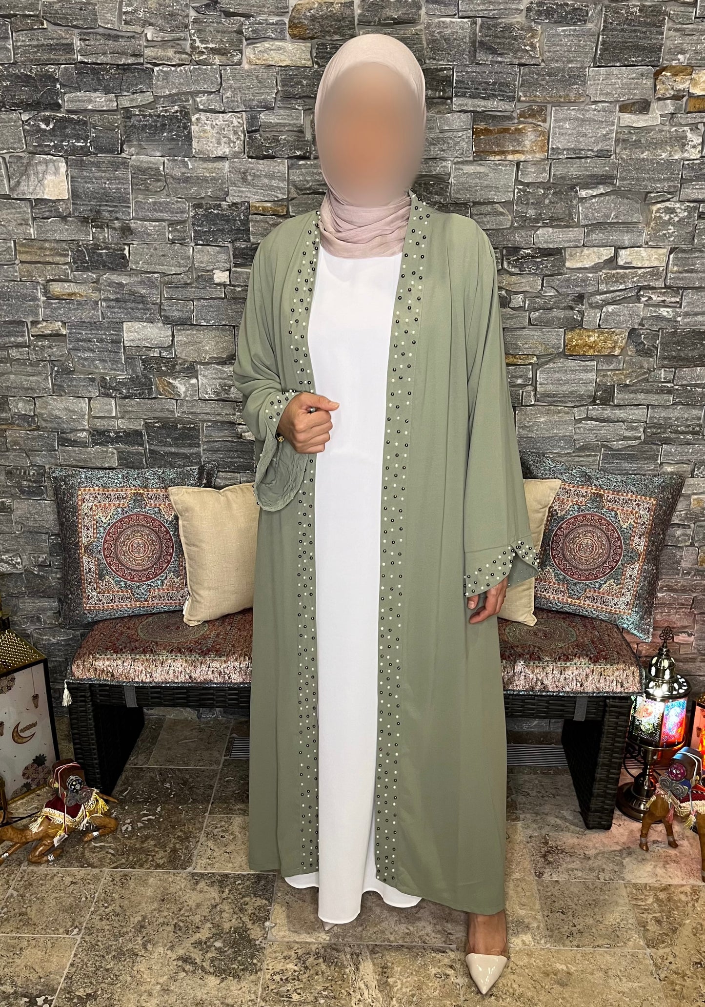 Azrah Abaya